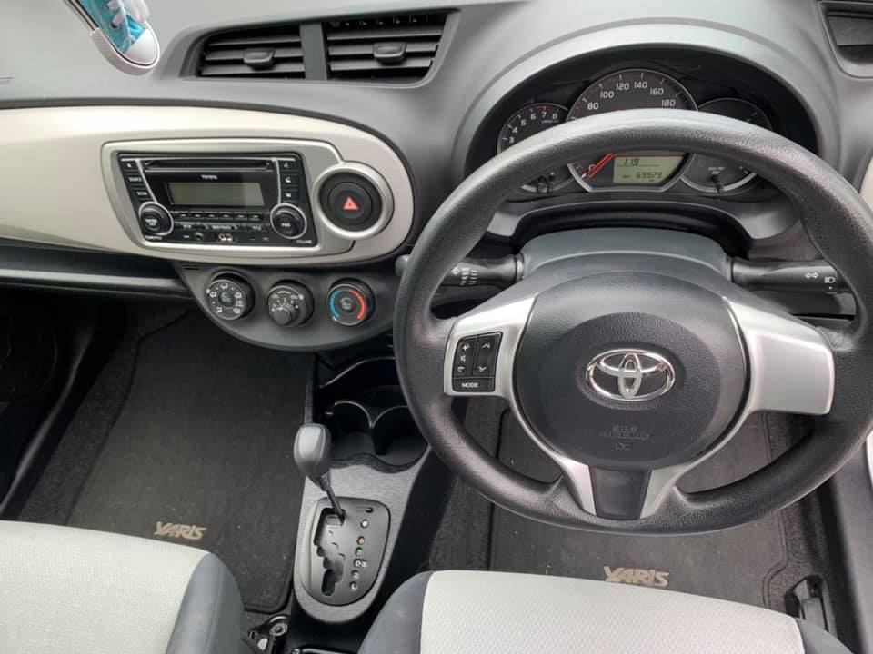 2014 Toyota Yaris YR Very Low Kms