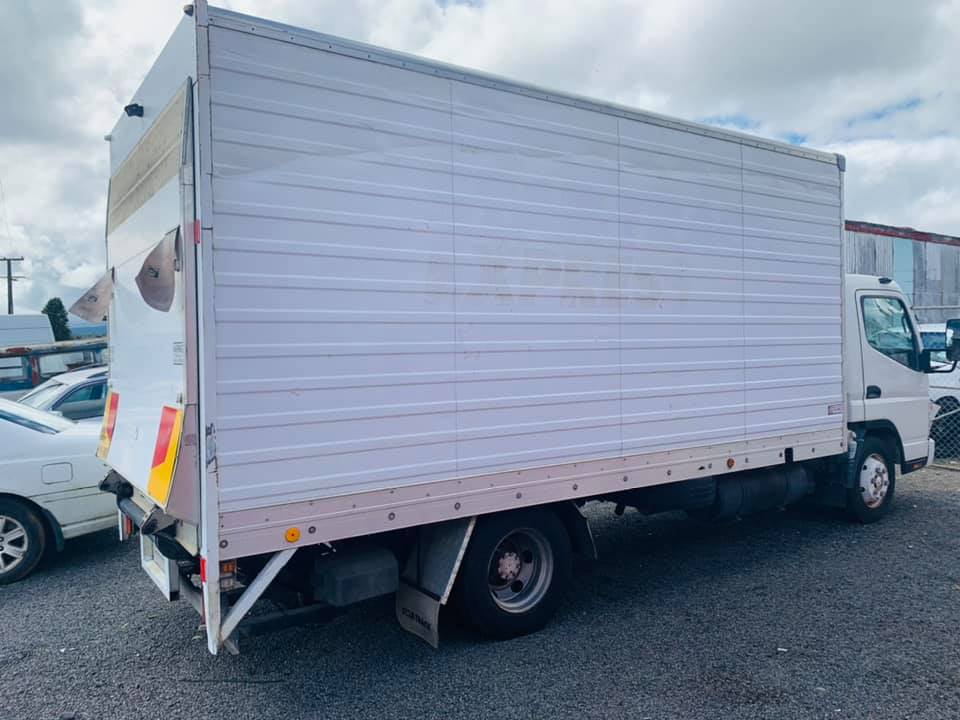 2007 Mitsubishi Fuso Canter Diesel