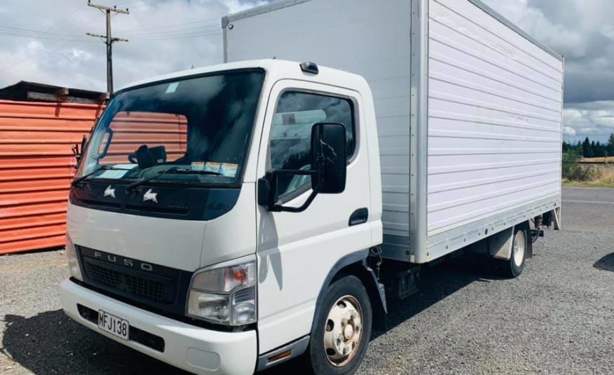 Митсубиси fuso canter фото