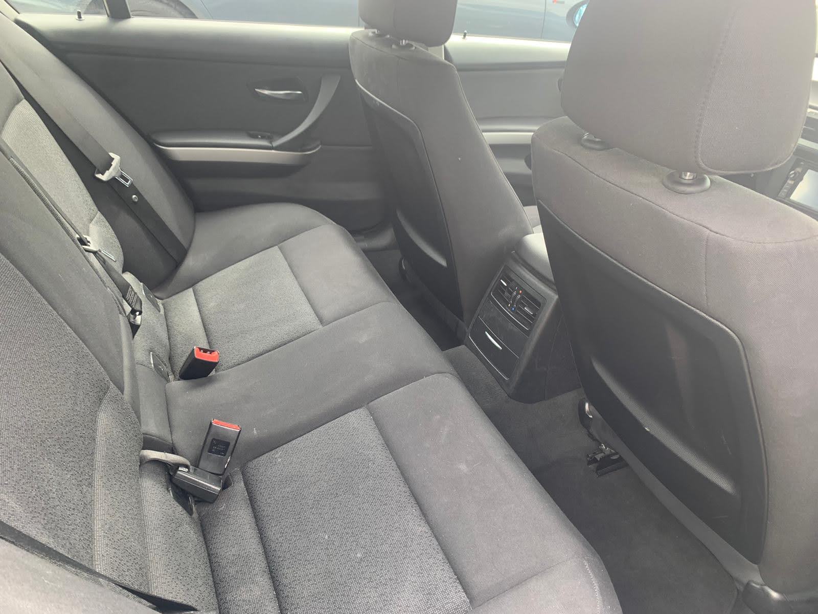 2008 BMW 320I Very Low Kms