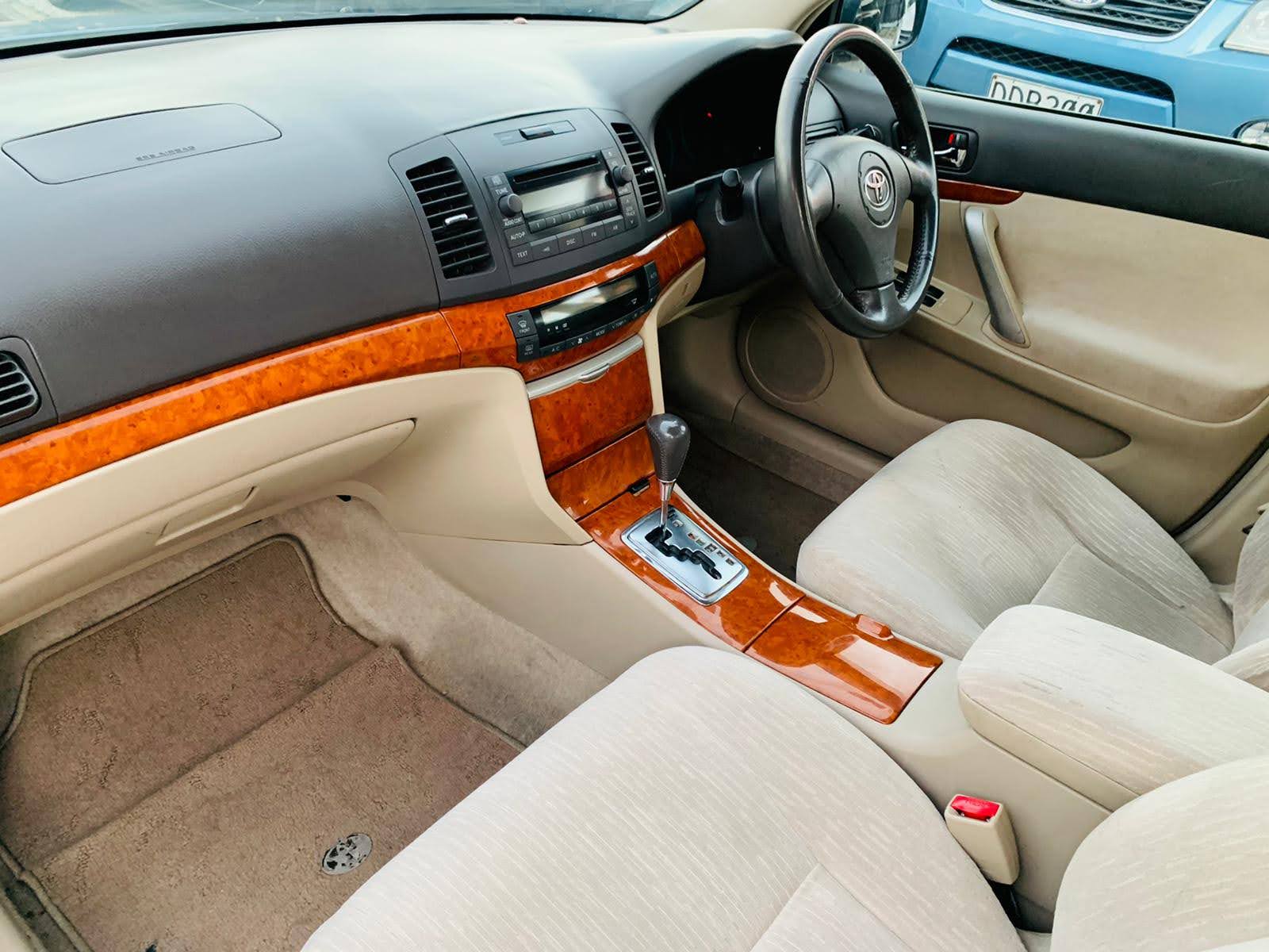 2005 Toyota Premio Sedan