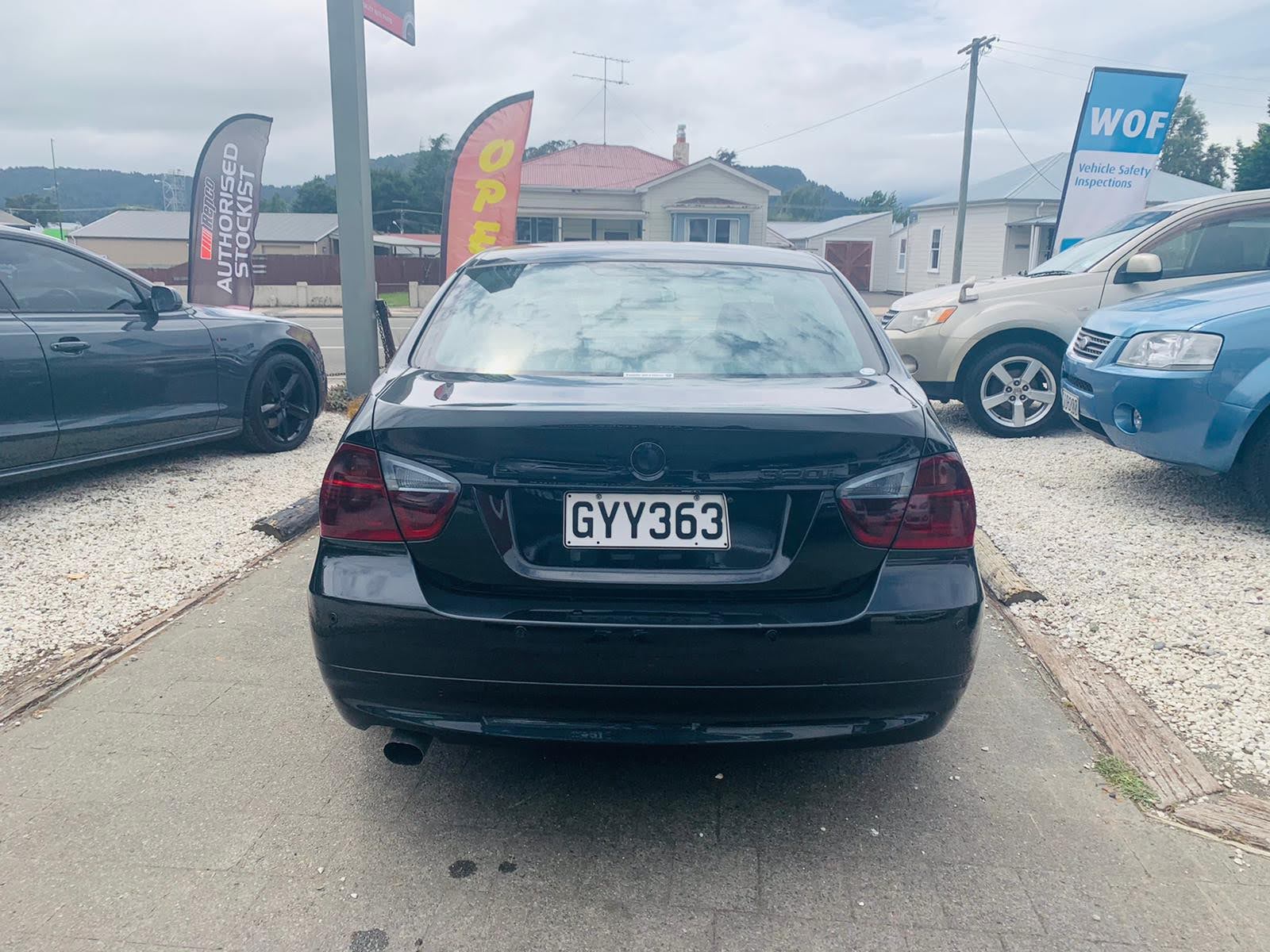 2008 BMW 320I Very Low Kms