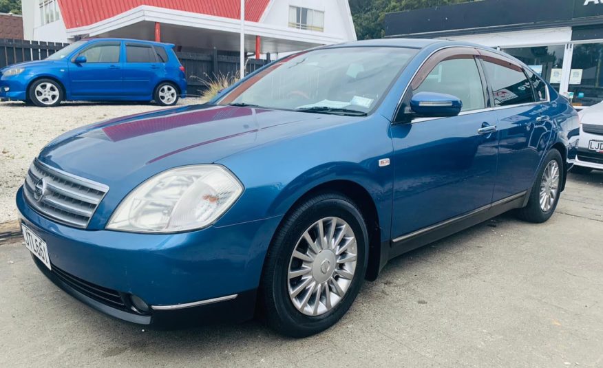 2004 Nissan Teana