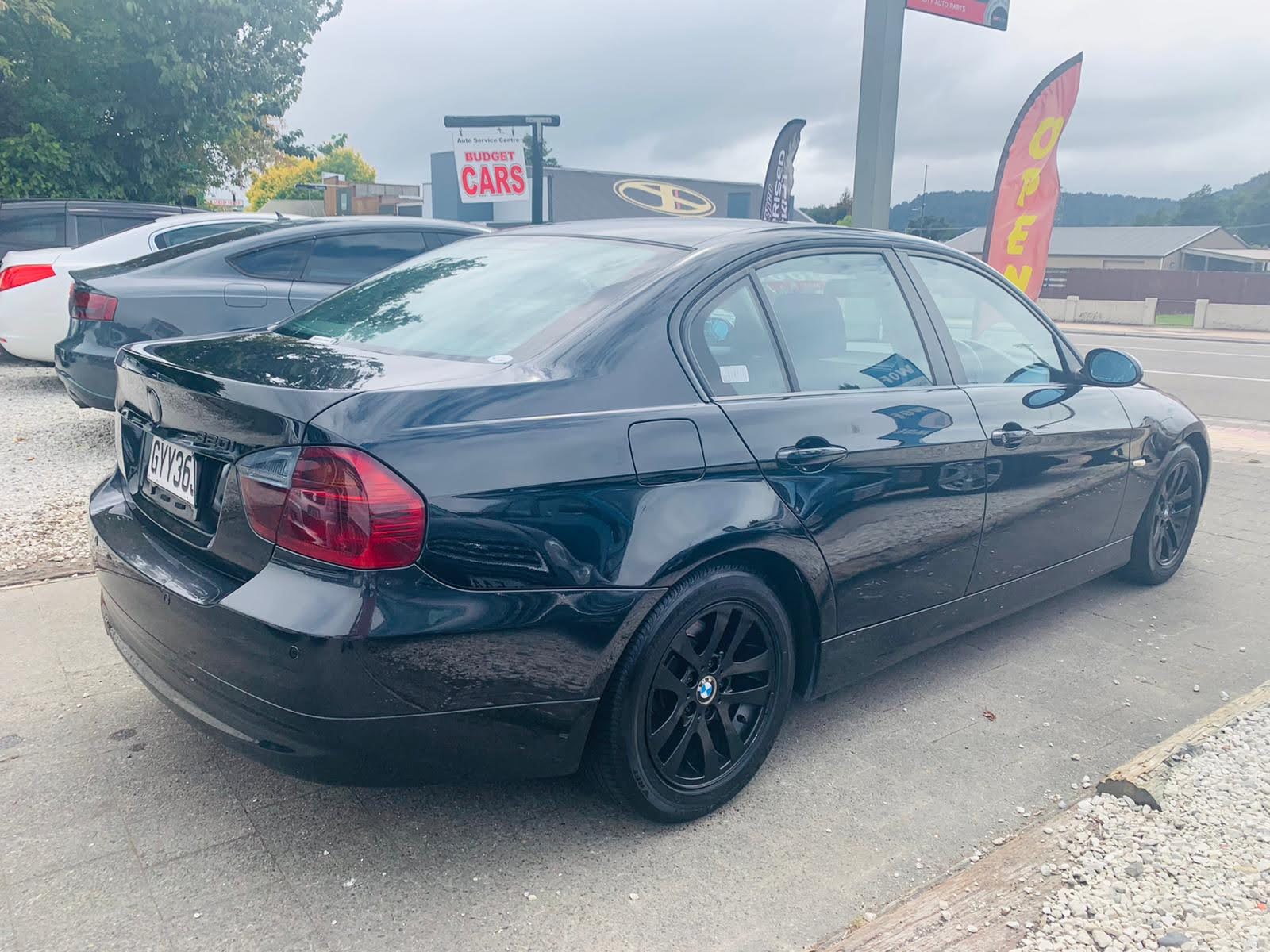 2008 BMW 320I Very Low Kms