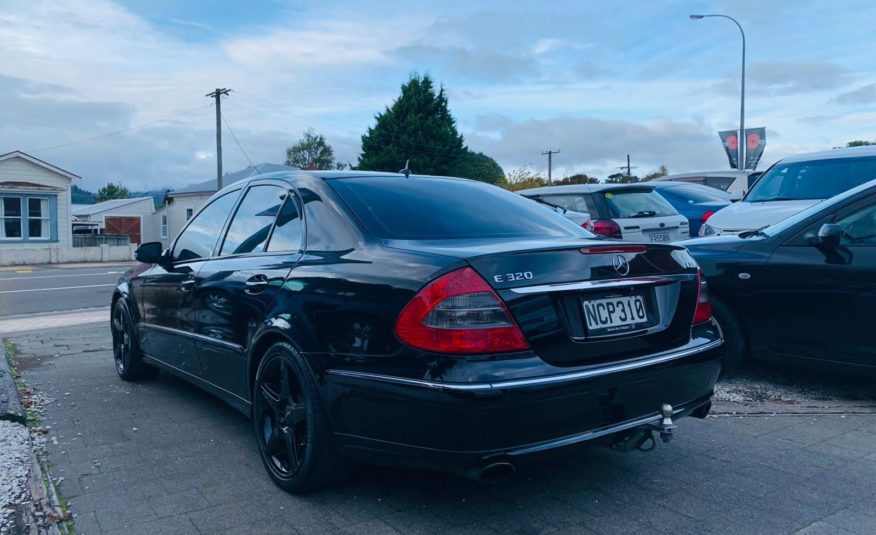 2007 Mercedes-Benz E320 CDI AVANTGARDE