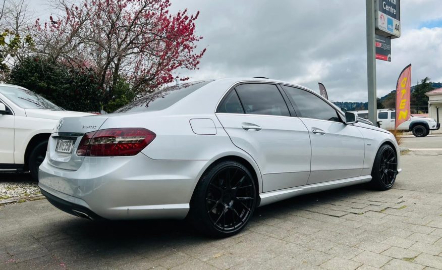 2010 Mercedes-Benz E350 CDI AMG Sunroof