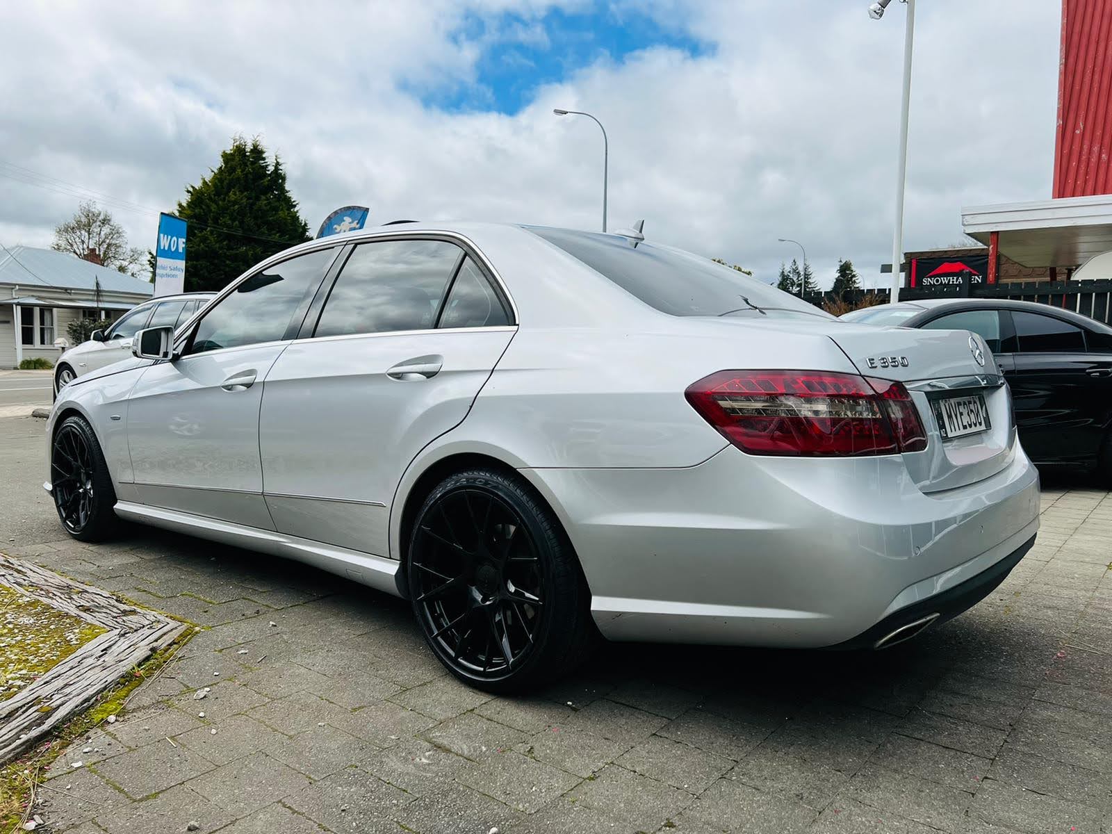 2010 Mercedes-Benz E350 CDI AMG Sunroof