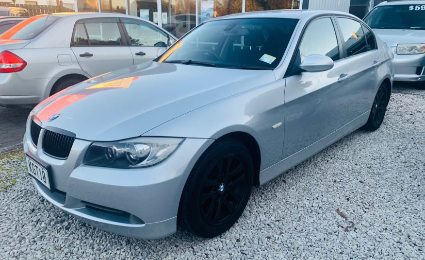 2008 BMW 320i “Low Kms”