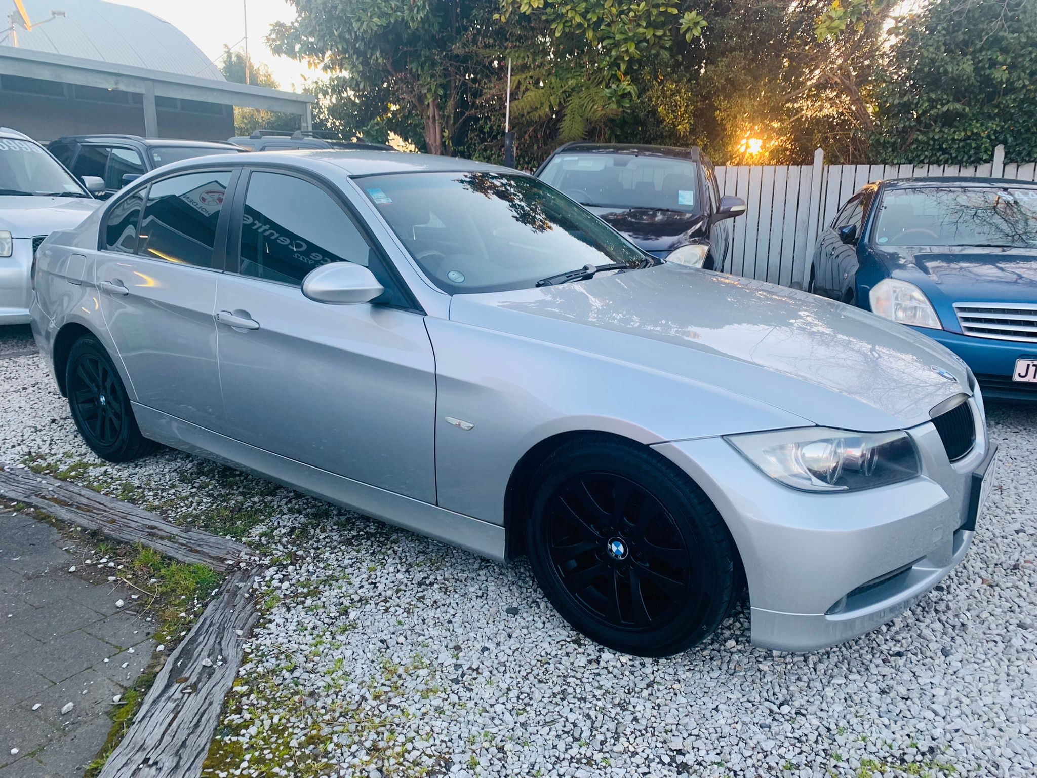 2008 BMW 320i “Low Kms”