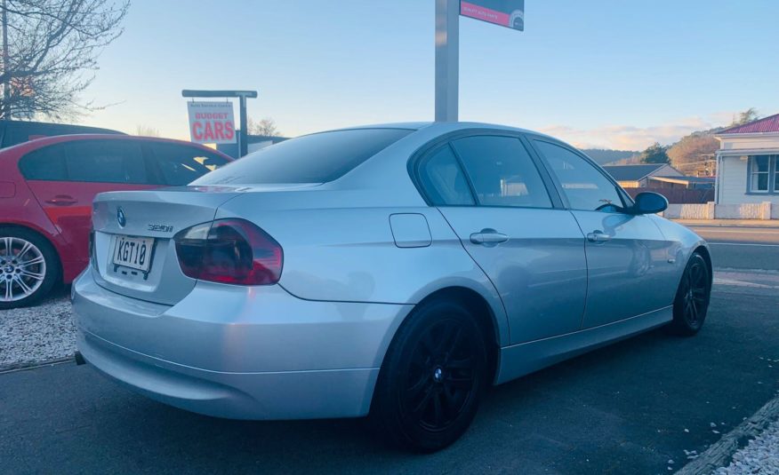 2008 BMW 320i “Low Kms”