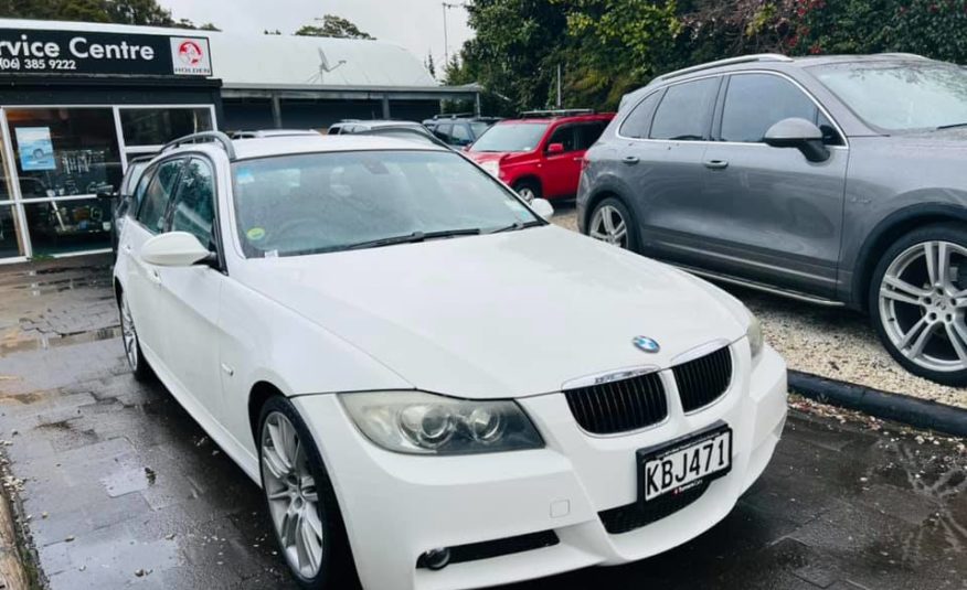 2007 BMW 320i Touring Msport White