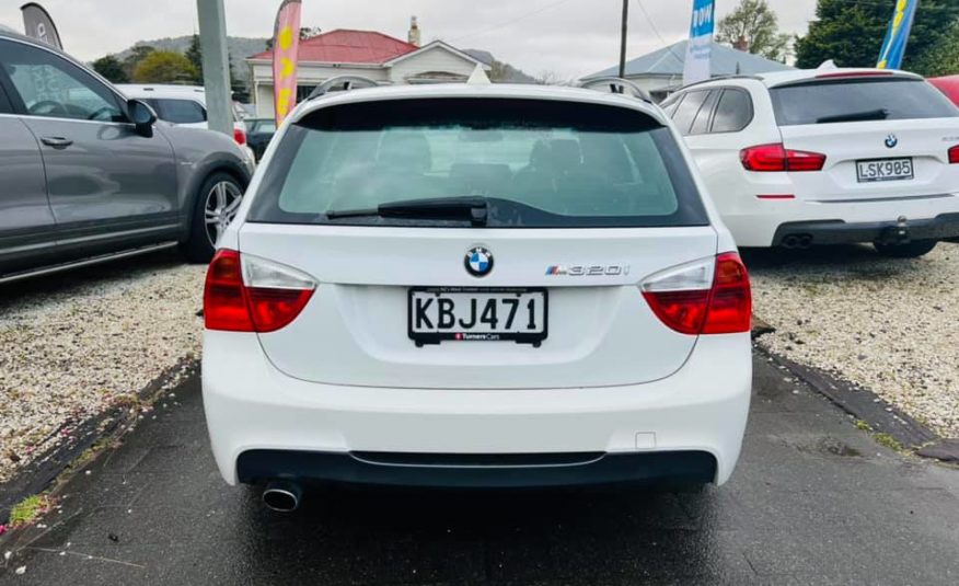 2007 BMW 320i Touring Msport White