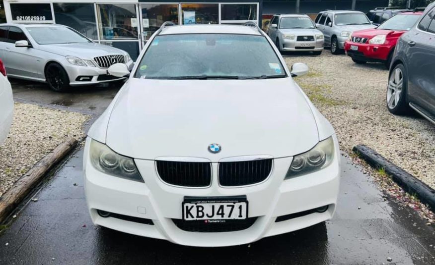 2007 BMW 320i Touring Msport White